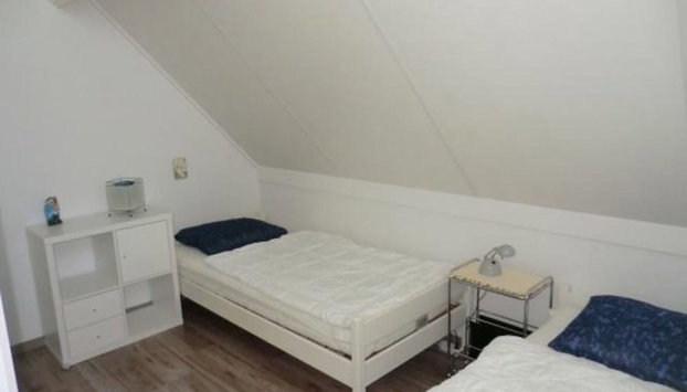 Bungalow in Breskens Near the Beach - Foto 4, Zimmer