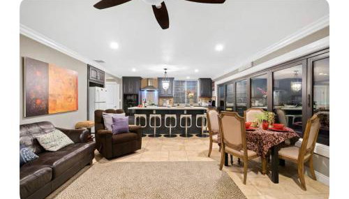 LA Million dollar VIEW super spacious 5 bedroom home - Foto 2