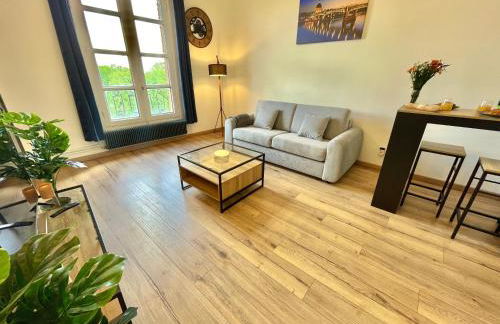 " Studio 5ème Ciel " Vue - Centre Ville - Wifi - Foto 9