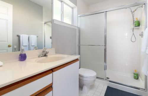 Bright Quiet Comfy 1BR Cottage in Mountain View - Photo 10