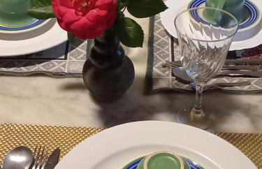 Chalé alpino em canela rs todo mobiliado com cozinha lareira split Wi-Fi 2 quartos perto do centro - Foto 14