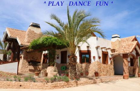 Villa Cuenca - Photo 26