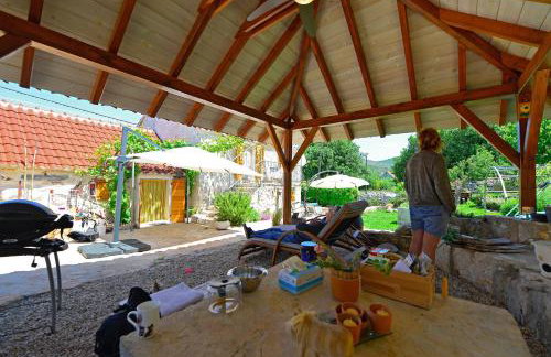 Home Sweet Home traditional Dalmatian house with pool - Photo 69