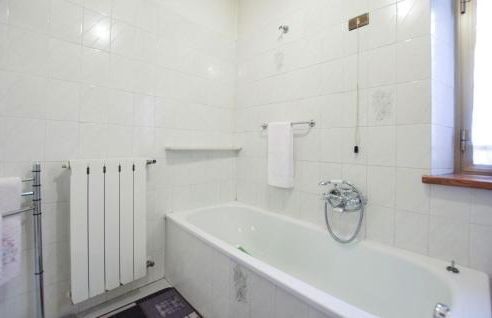 Cozy Home In Metato With Kitchen - Photo 29