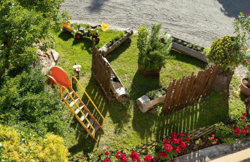 Kreuzwegerhof Nals - Historic Nature Stay with Pool near Meran & Bozen - Photo 42