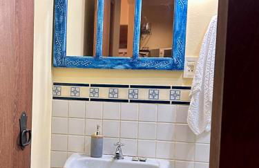 Casa Rústica - 3 vagas de garagem - Pet Friendly com vista para Serra de São José - até 8 hóspedes - Foto 31