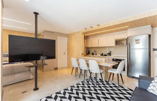 Luxuoso Apt Batel - 4 Minutos do Shopping Pátio Batel c/ Garagem, Piscina, Sauna e Academia - Foto 24