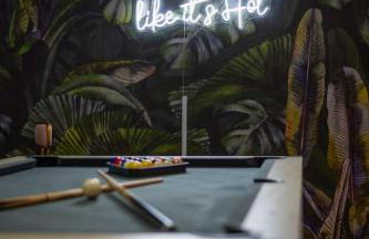 10 Minutes to Downtown with Jacuzzi, Pool Table, Ping Pong, and BBQ - Foto 36