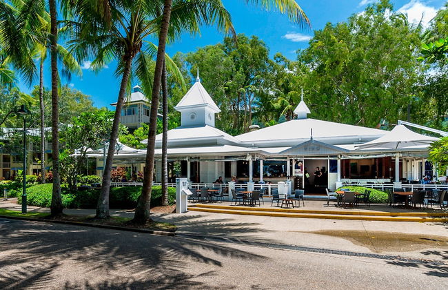 Luxury Apartment at Sea Temple Palm Cove 2 Bed 2 Bath - Photo 47