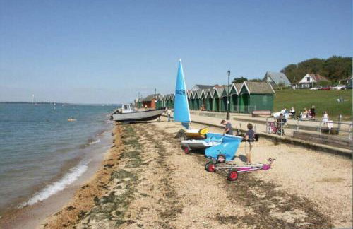 Isle 2-bed Retreat- Sleeps 4, Garden & Games Room - Foto 45