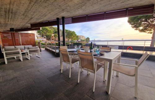 Apartamento con gran terraza delante del mar - Photo 4