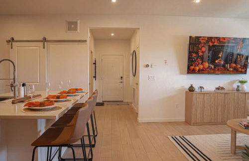 Brand New, Cozy & Modern Condo - Dogs Welcome - Foto 25