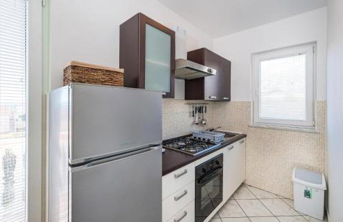 Nice Apartment In Rtina With Wifi - Photo 15