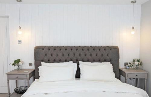 One Elms Way - Sleeps 8 - West Wittering - Foto 27