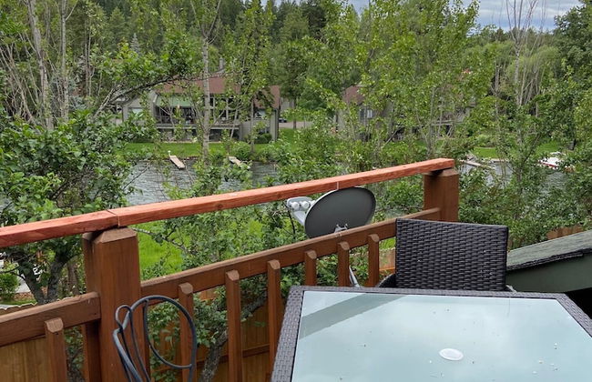 Inn on Bigfork Bay Loft 2 Bedroom - Photo 9