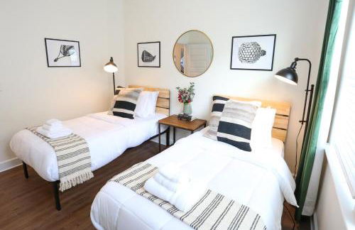 The Champion's Suite Newly Built Upscale Central - Photo 54