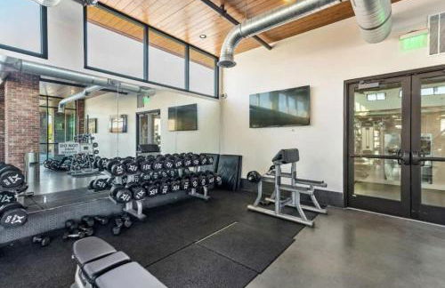 1min Delta - Salt Palace - King Bed - Gym - Parking - Foto 16