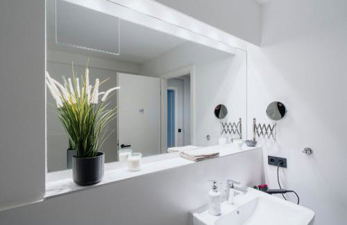 Luxurious 105m2 Penthouse in Prime Location 4 Bedroms & Balcony - Photo 24