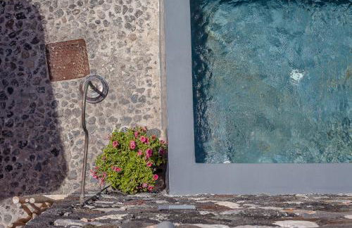Rock Villas Santorini - Villa Legend Castle View Jacuzzi 130 sq m up to 7 Guests - Foto 3