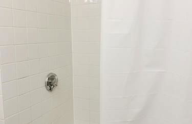 Best Location At Harvard University! 4 Bedroom Apartment! Two Units Available! - Foto 18