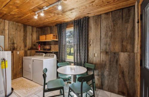 Cozy Lux Cabin With Game Room - Foto 9