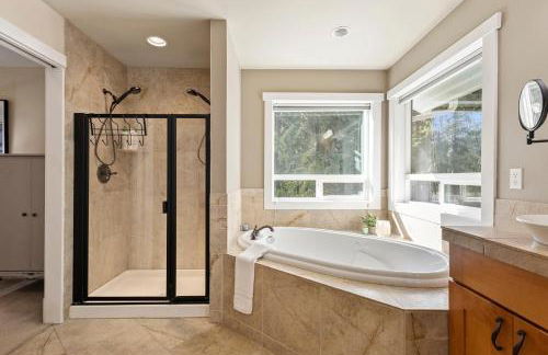 New Skagit Sunset Birdsview, Concrete, WA - Foto 3