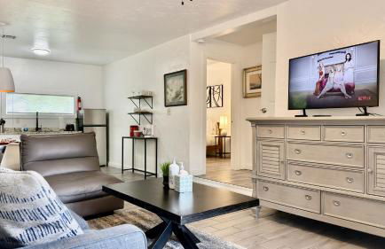 1BR Apt 10 min to Integris Baptist #19B - Foto 1