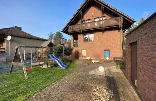 Haus mit Sauna, Garten und Pool - Foto 24