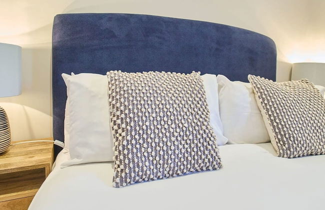 Host Stay Oak Barn - Photo 13