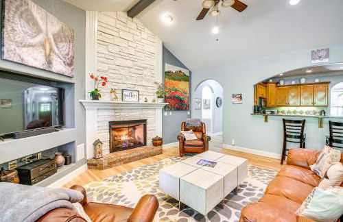 Less Than 5 Mi to Lake Desoto Grand Hot Springs Home - Foto 1