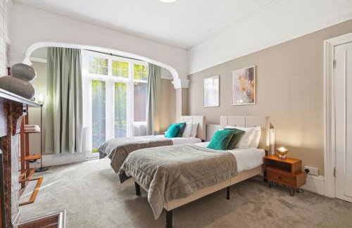 Large 7-Bed House Sleeps 14 FREE Parking ,Contractors & Groups Welcome - Foto 12