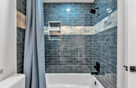 Lake, Pool, HotTub, Game Room, 8 Beds, Sleeps 17 - Foto 50