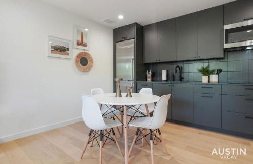 Walk to Soco Lounge Poolside at Modern Cool Spot - Foto 16