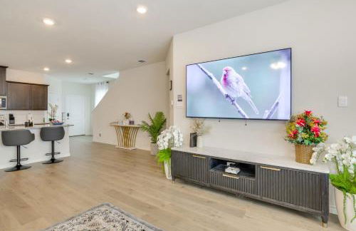 12 Mi to Dtwn McKinney Modern Gem with Patio and Yard - Photo 7