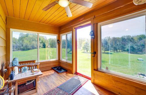 Cozy Upstate New York Getaway with Fire Pit! - Foto 1