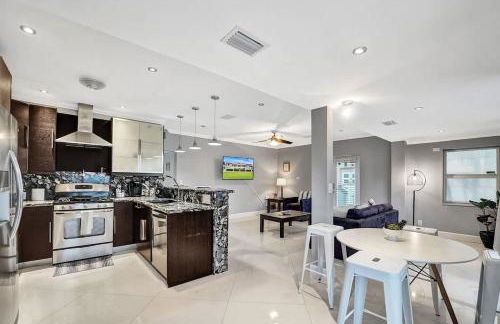 Beach Isles Modern 1BR Waterfront Apartment with Patio - Foto 30