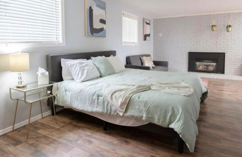 Entire house Pet Friendly w gated backyard Boeing - Foto 27