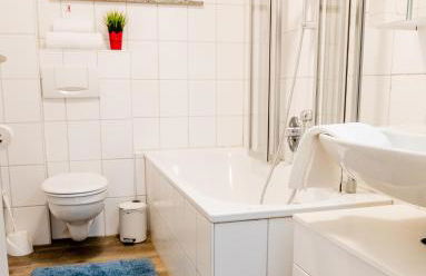 janu-homes - 2 Zimmer Apartment - 4 Betten, Lahnblick vom Amselweg - Photo 11