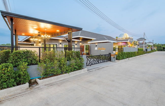 Baandomedoodao Pool Villa Cha-Am - Photo 58