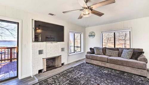 Shared Dock and Seasonal Pool Lakefront Grove Cabin - Foto 5