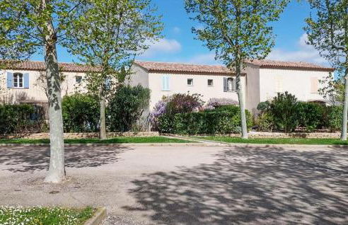 2 Bedroom Awesome Home In Saint-Laurent-De-La-Ca - Foto 11