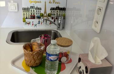 Paris 17ème - STUDIO compact 10m2 -110 sqf - coeur BATIGNOLLES - ideal SOLO traveler - Foto 66