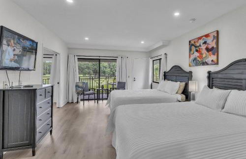 Golf and Tennis Community-Course Views-Corner Unit - Foto 14