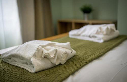 Vale House By EDEN Accommodation - 2 Bedroom Whole House, Sleeps 4 - NEWLY RENOVATED - Foto 21