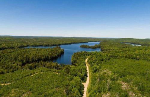 Bear Mountain Lodge. 560 Acre Wooded Estate. - Foto 49