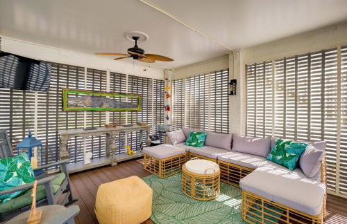 Less Than half Mi to Beach Gem with Lanai in Pass Christian - Foto 2