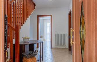 Luminosa casa a Casoli di Atri con giardino - Foto 13