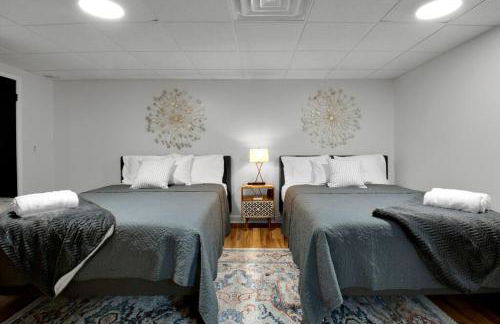 Cozy Retreat near Paris Mtn State Park Sleeps 12 - Foto 47