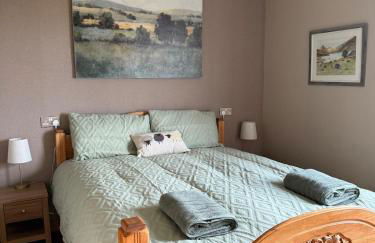 Drovers Lodge, farm retreat in rural Lanarkshire, family and pet friendly, onsite craft distillery, perfect location for exploring central Scotland - Foto 8