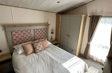Luxury 6-8 Berth Lodge - Foto 8